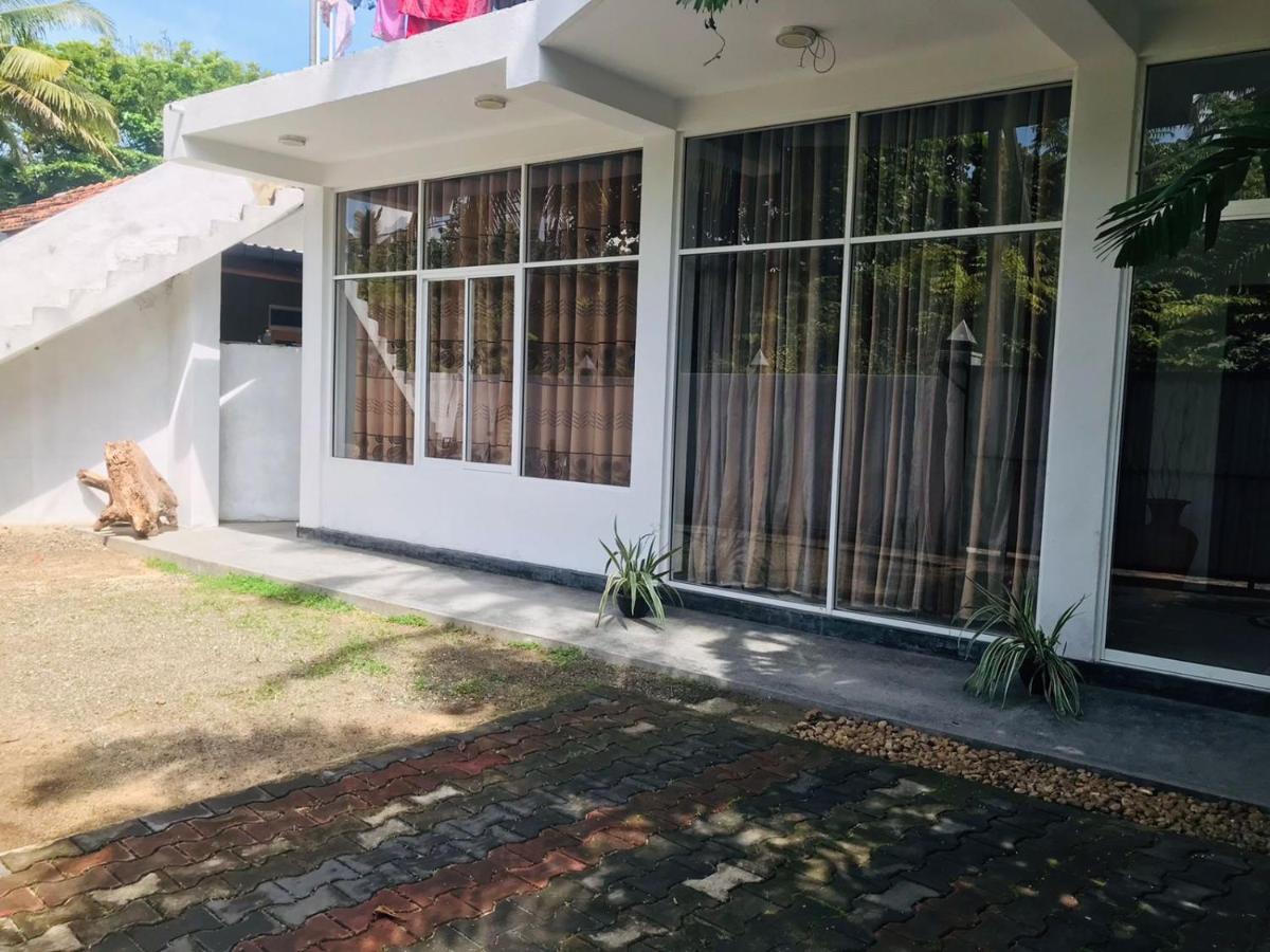 Abi Resort Ahangama Kültér fotó